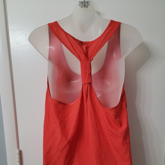 The Arte by ZENANA High-Low Sleveless Top! - Picture 3 of 5